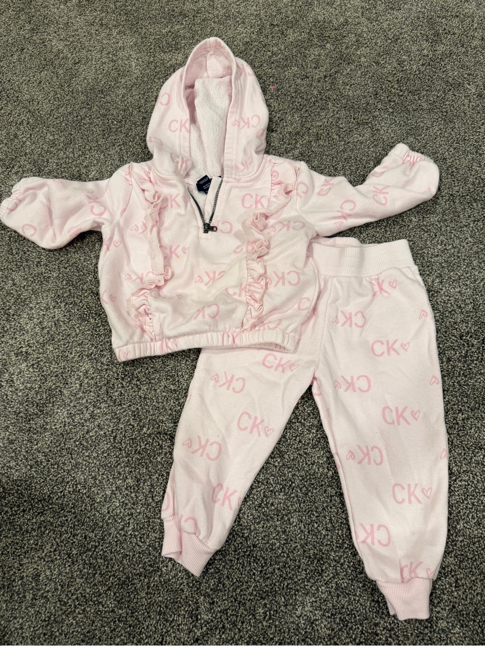 Calvin Klein 18m set